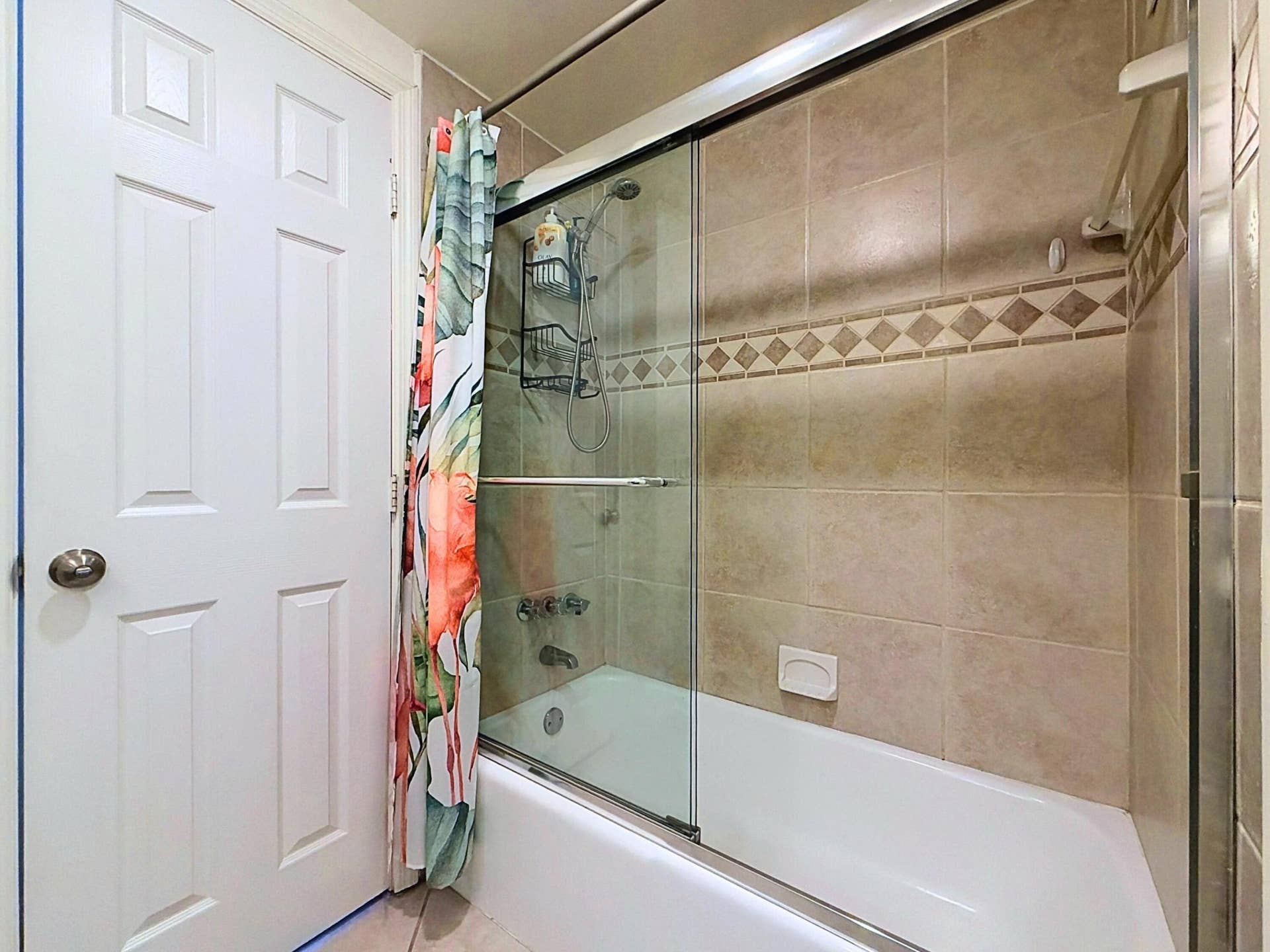 3250 NE 28th Street, #110, Fort Lauderdale, FL 33308 Bathroom