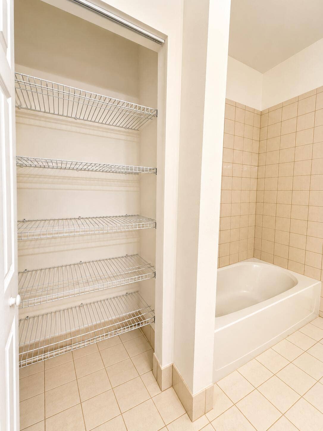 2nd Full Bathroom