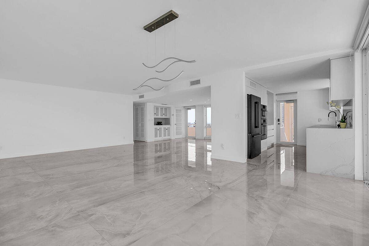 201 N Riverside Drive, #802, Pompano Beach, FL 33062 DSC08882
