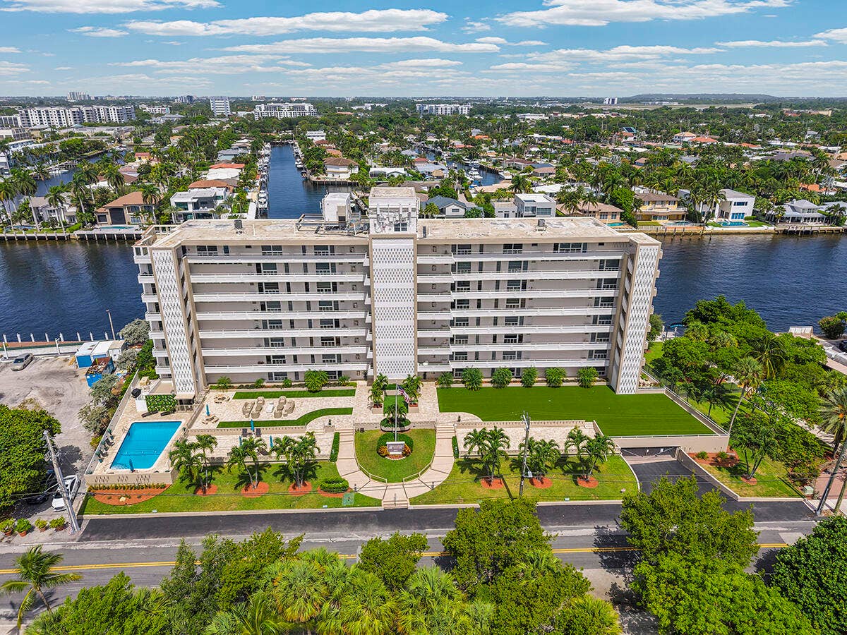 201 N Riverside Drive, #802, Pompano Beach, FL 33062 DJI_20260709111753_0487_D_1