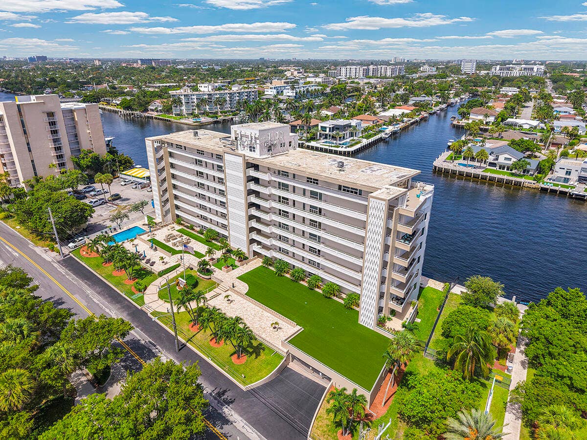 201 N Riverside Drive, #802, Pompano Beach, FL 33062 DJI_20260709111726_0486_D_1