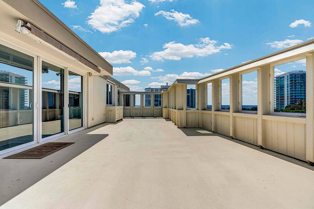 201 N Riverside Drive, #802, Pompano Beach, FL 33062 DSC08954