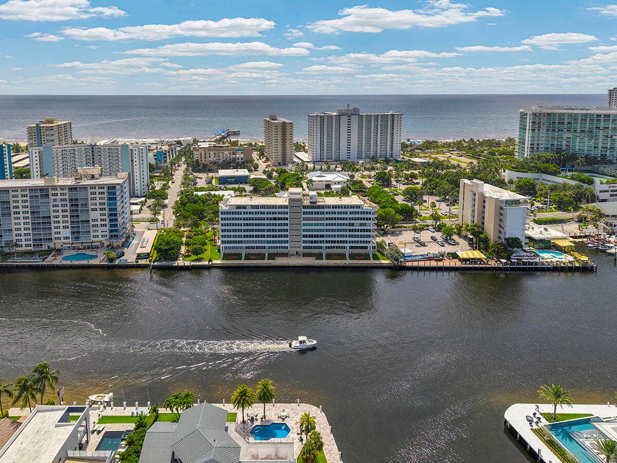 201 N Riverside Drive, #802, Pompano Beach, FL 33062 DJI_20260709112038_0492_D_1