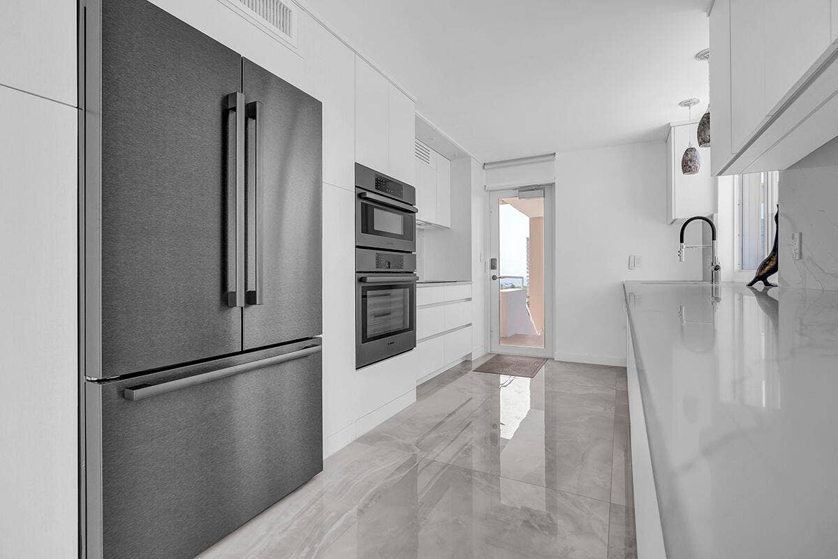 201 N Riverside Drive, #802, Pompano Beach, FL 33062 DSC08939