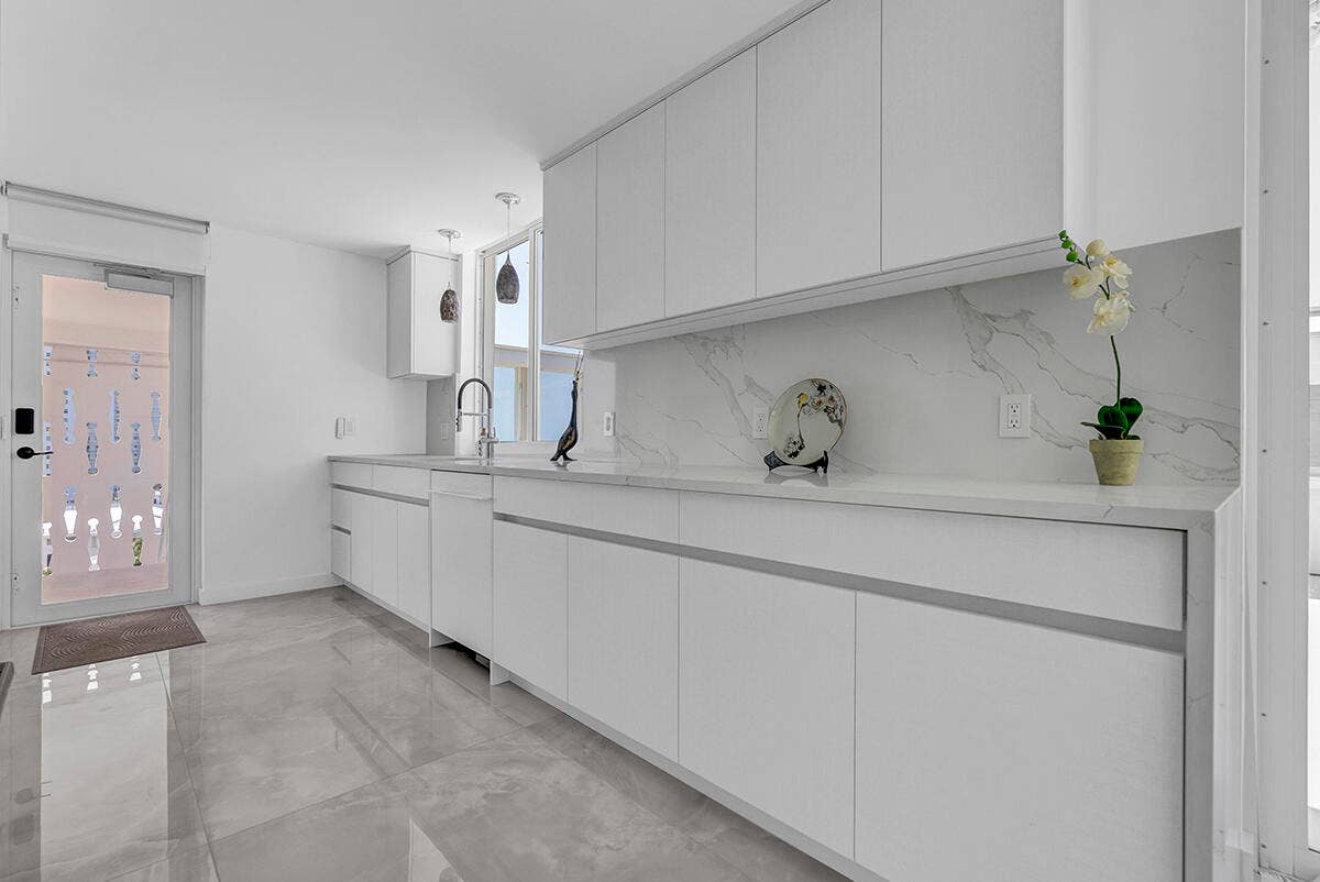 201 N Riverside Drive, #802, Pompano Beach, FL 33062 DSC08942