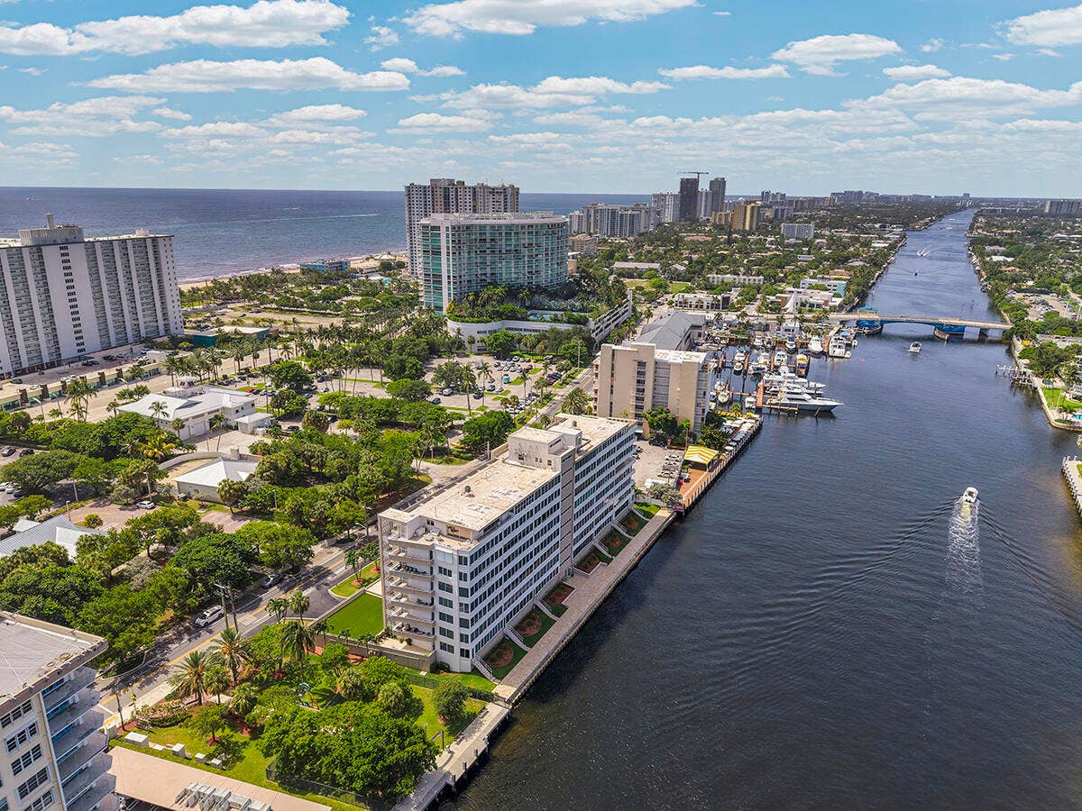 201 N Riverside Drive, #802, Pompano Beach, FL 33062 DJI_20260709112113_0493_D_1