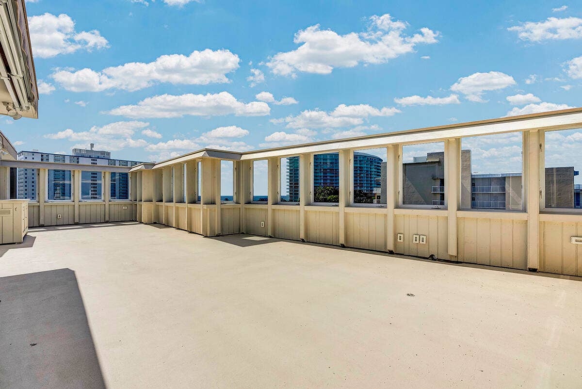 201 N Riverside Drive, #802, Pompano Beach, FL 33062 DSC08948