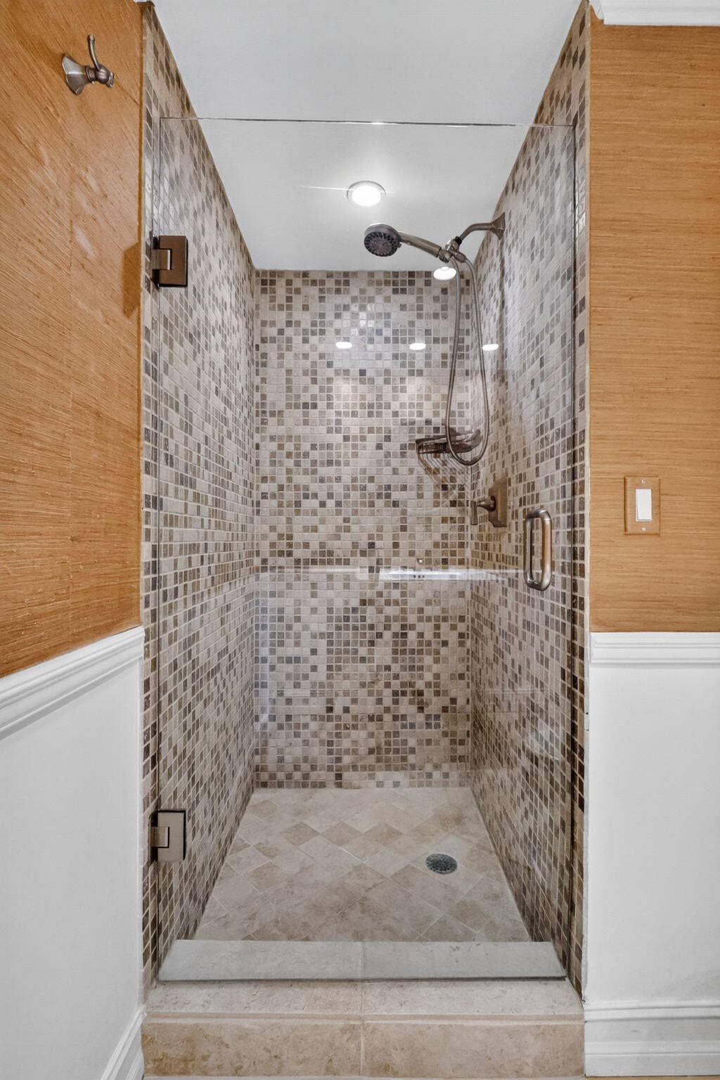 555 SE 6TH Avenue, #4F, Delray Beach, FL 33483 19-web-or-mls-_14A0306
