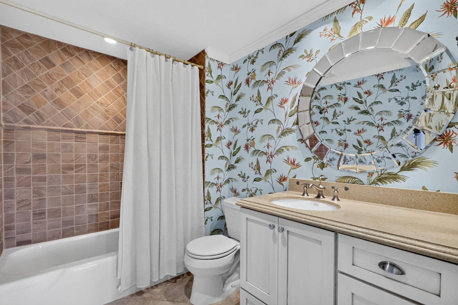 555 SE 6TH Avenue, #4F, Delray Beach, FL 33483 29-web-or-mls-_14A0358