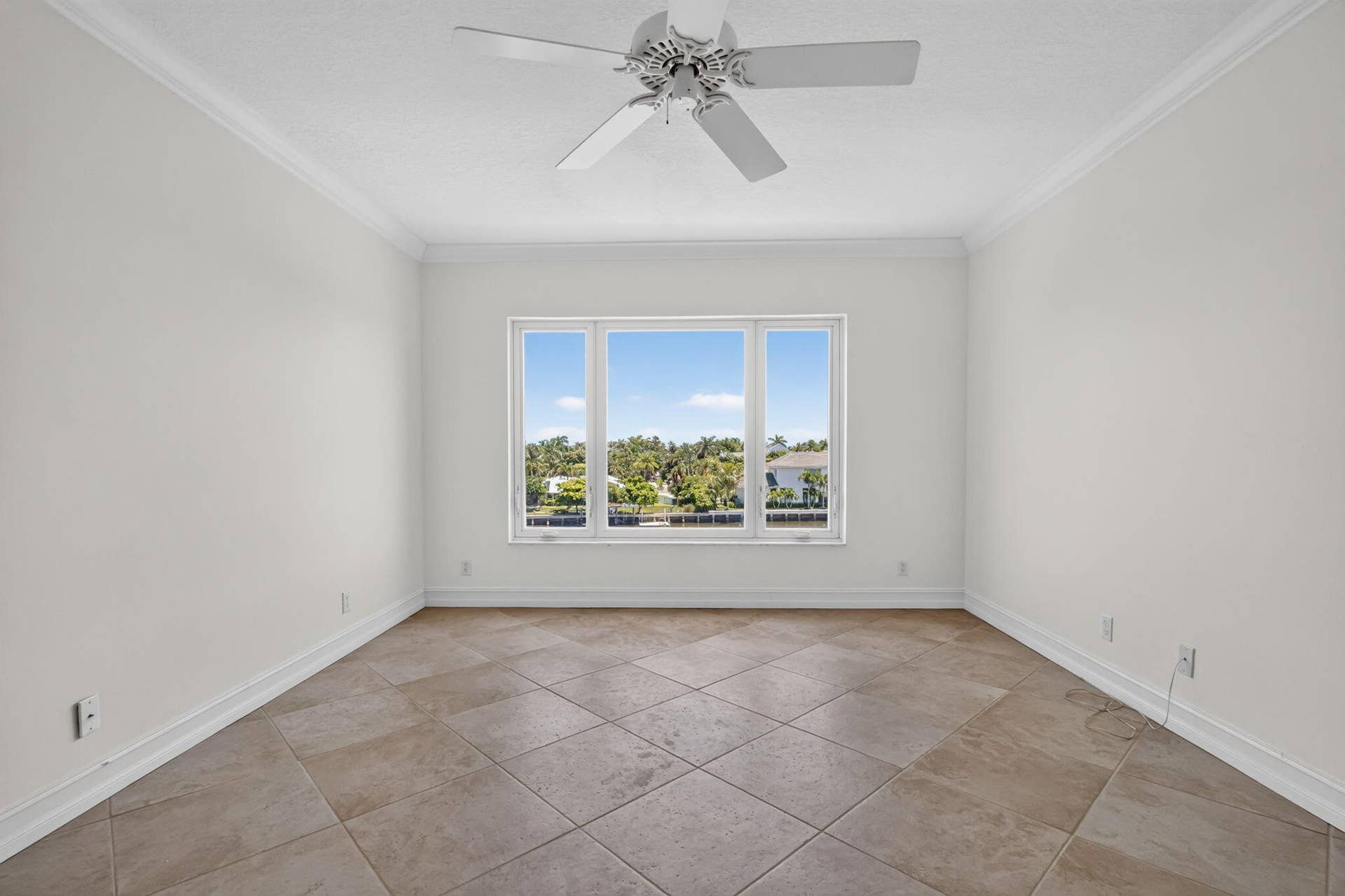 555 SE 6TH Avenue, #4F, Delray Beach, FL 33483 28-web-or-mls-_14A0350