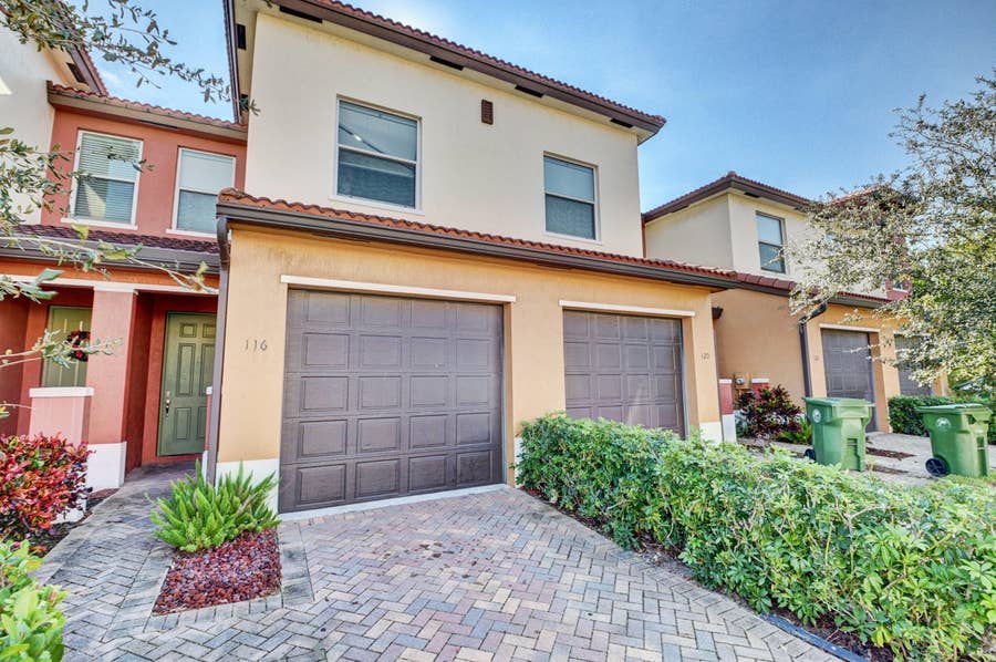 Property photo for 116 Harrington Court, Palm Springs, FL