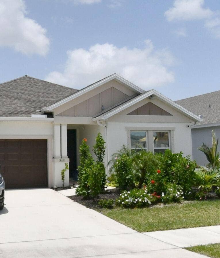 Property photo for 545 SE Ranch Oak Circle, Port St Lucie, FL