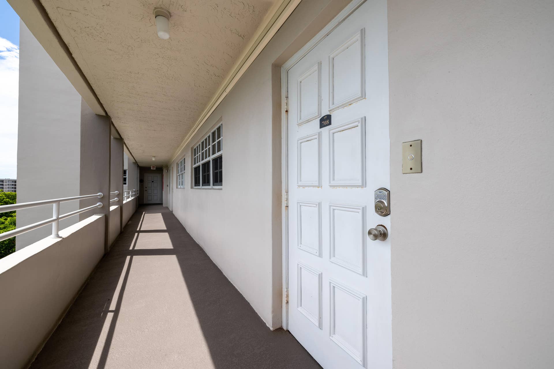 575 Oaks Lane, #708, Pompano Beach, FL 33069 575-Rx--1