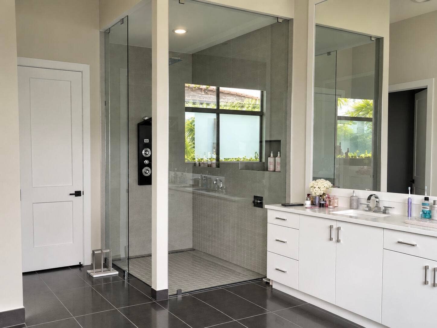 9215 CORAL ISLES Circle, Palm Beach Gardens, FL 33412 27_beyc6ac7e74707595