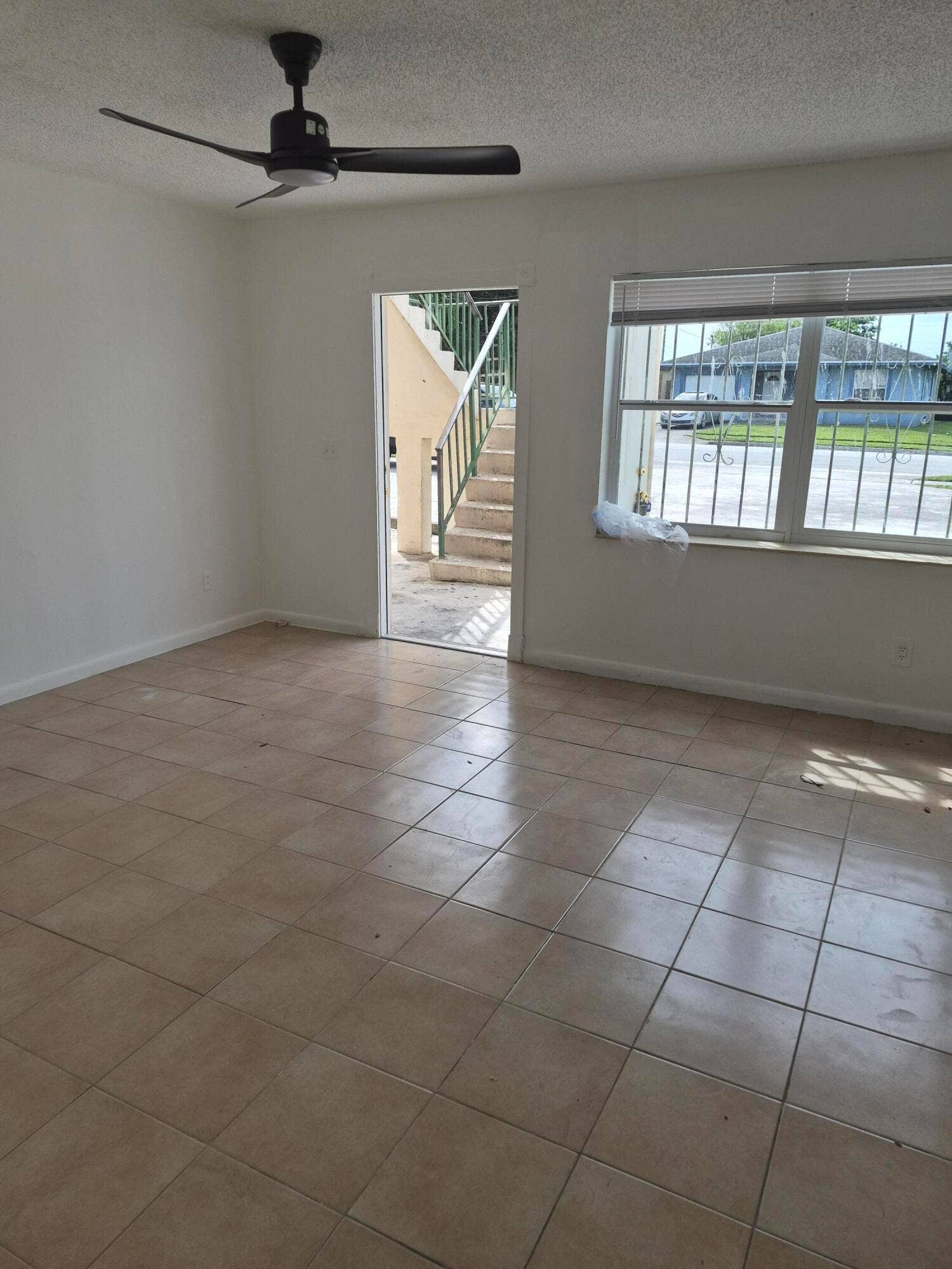 944 W 10TH Street, #1, Riviera Beach, Riviera Beach, FL 33404 20260930_114107