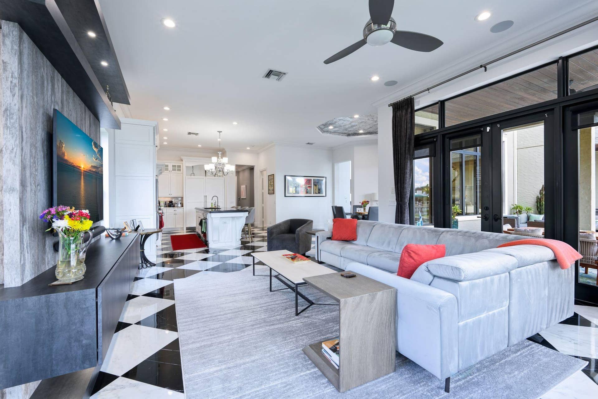1950 Portage Landing N, North Palm Beach, FL 33408 FAMILY ROOM