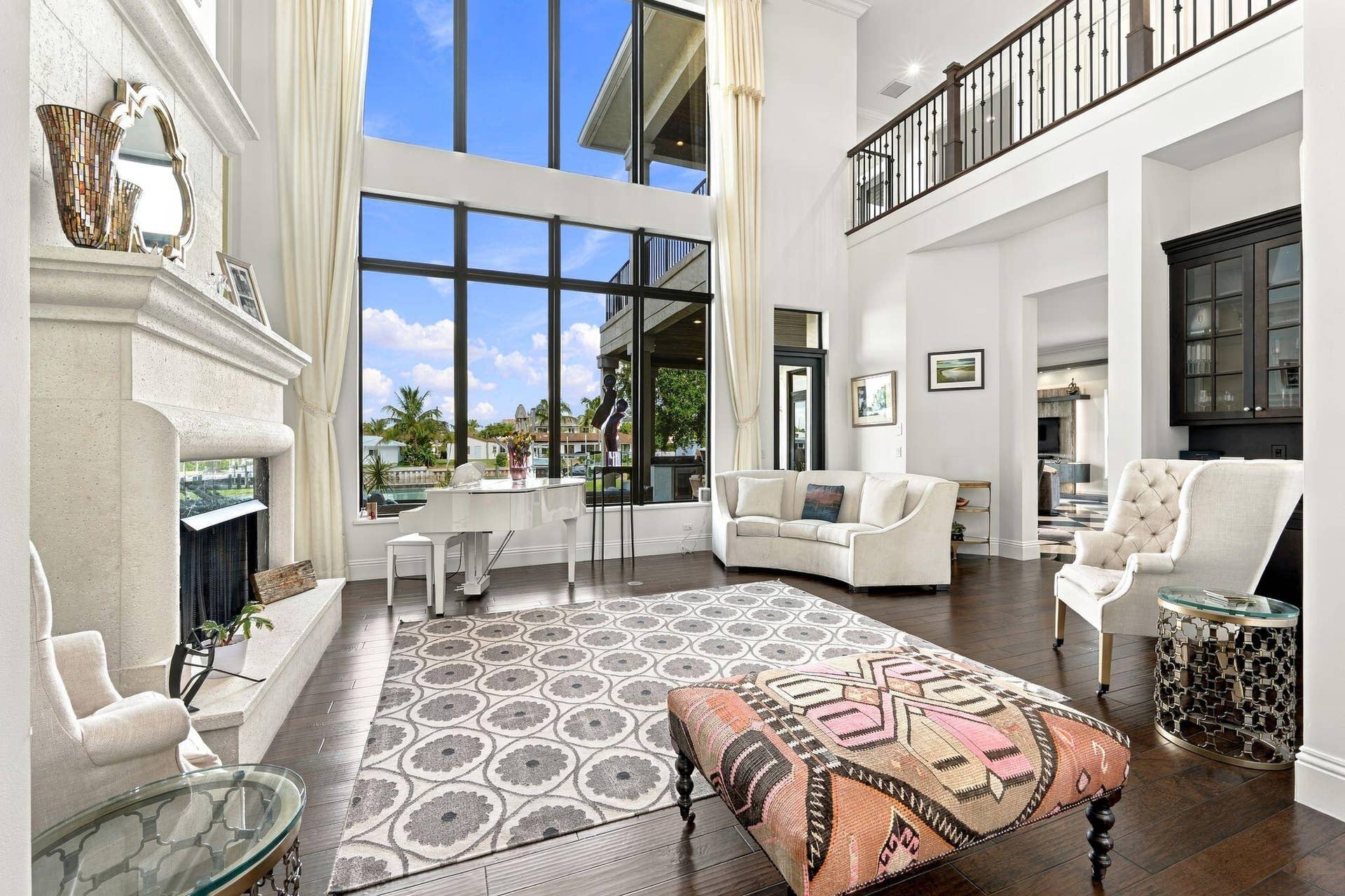 1950 Portage Landing N, North Palm Beach, FL 33408 LIVING ROOM