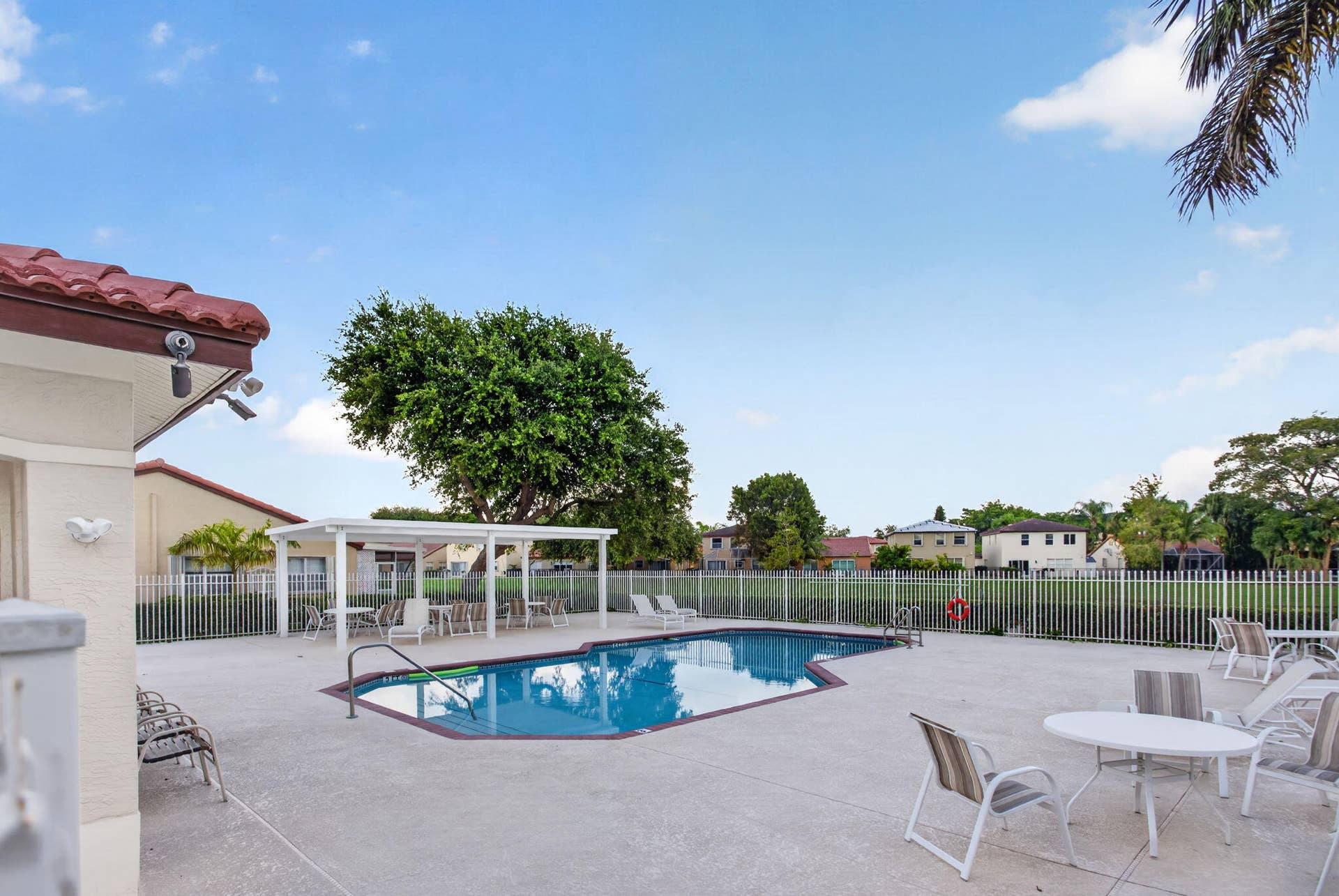 509 NW 36th Avenue, Deerfield Beach, FL 33442 40-web-or-mls-509-3