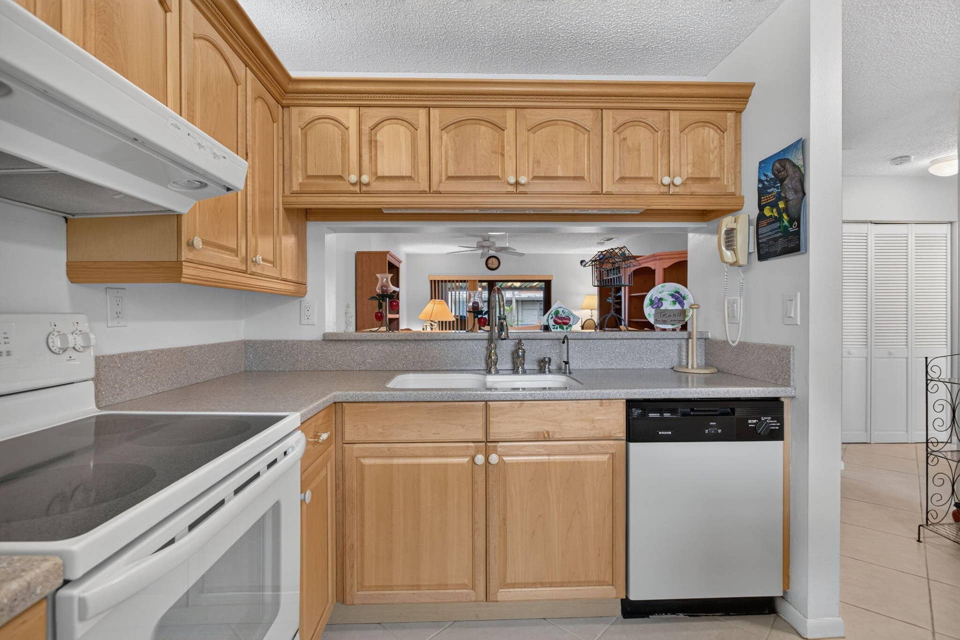 509 NW 36th Avenue, Deerfield Beach, FL 33442 15-web-or-mls-509-18