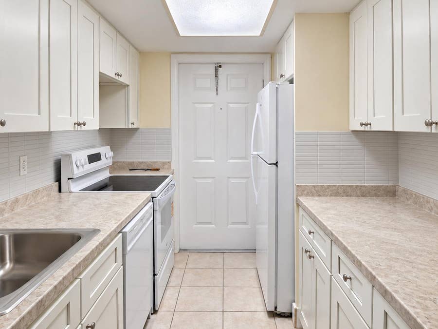 Property photo for 1500 CRESCENT Circle, #B210, Lake Park, FL