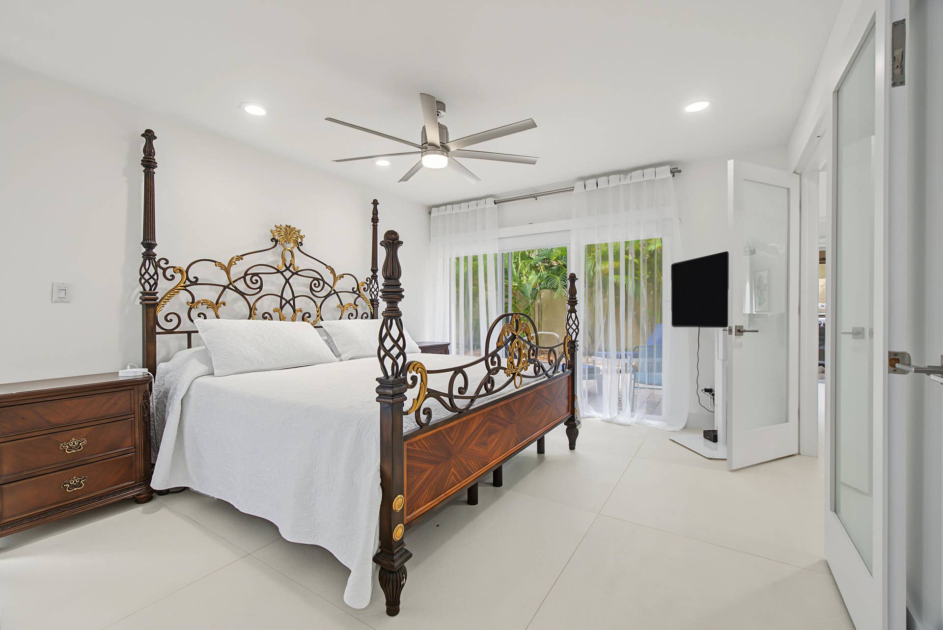 5987 PATIO Drive, Boca Raton, FL 33433 DSC06036