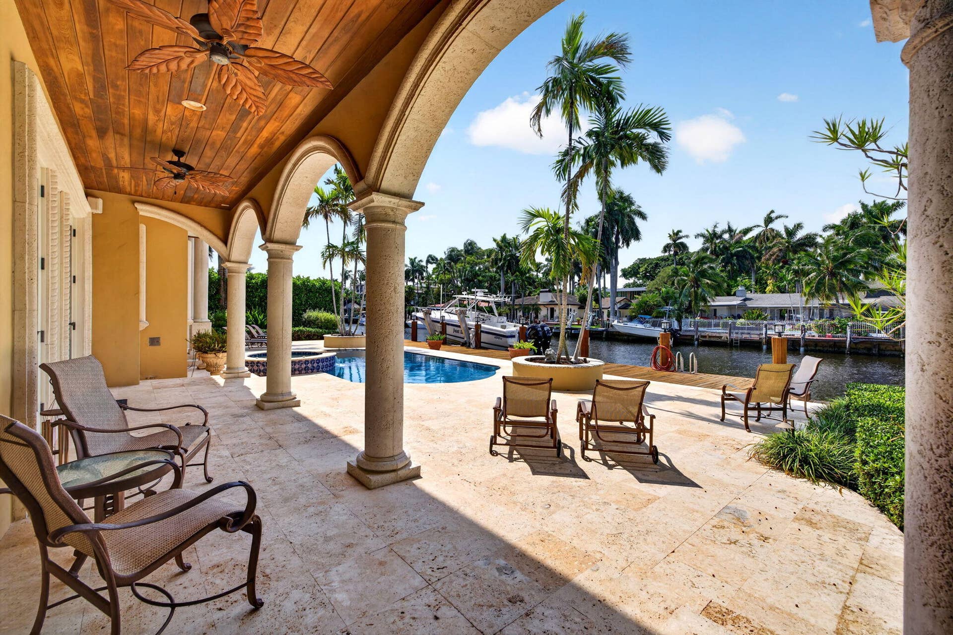 67 ROYAL PALM Drive, Fort Lauderdale, FL 33301 121_Covered_Waterfront_Terrace