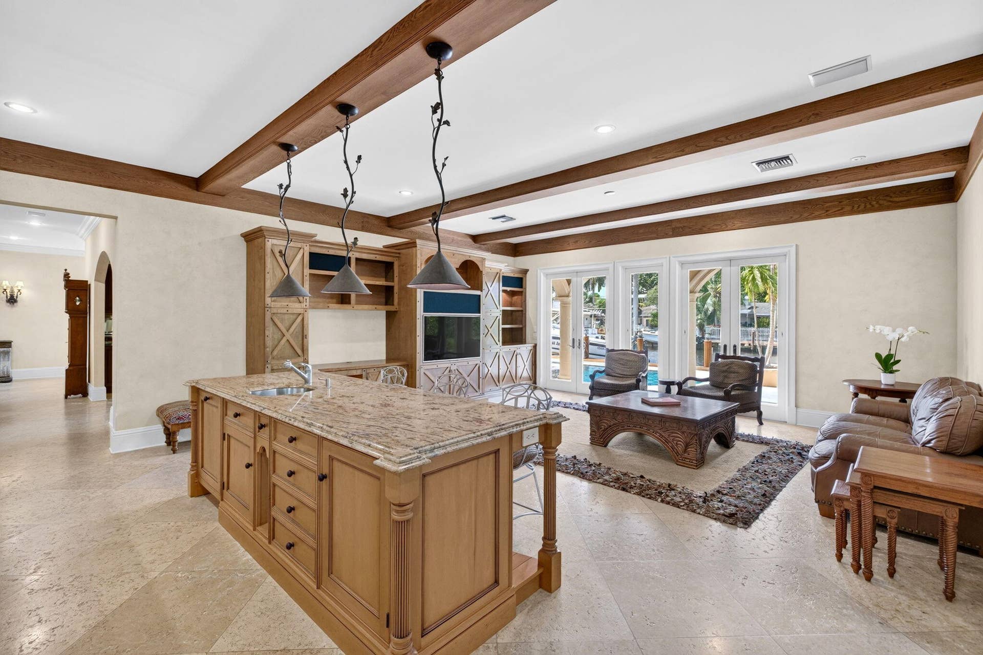 67 ROYAL PALM Drive, Fort Lauderdale, FL 33301 049_Kitchen