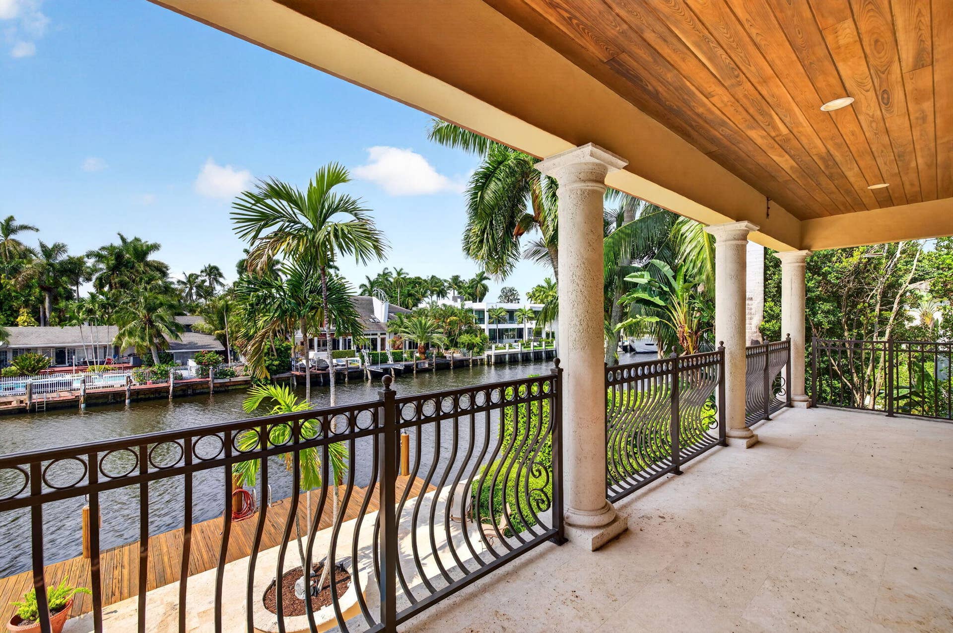 67 ROYAL PALM Drive, Fort Lauderdale, FL 33301 072_Waterfront_Balcony