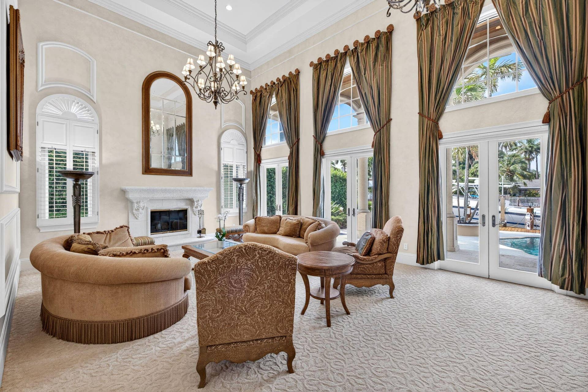 67 ROYAL PALM Drive, Fort Lauderdale, FL 33301 013_Formal_Living_Room