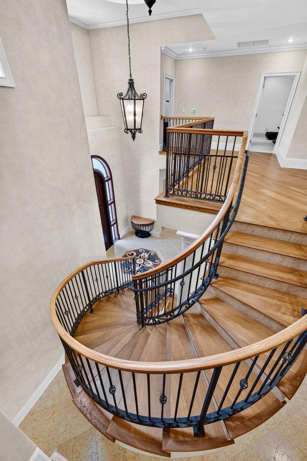 67 ROYAL PALM Drive, Fort Lauderdale, FL 33301 095_Upper_Landing_and_Staircase