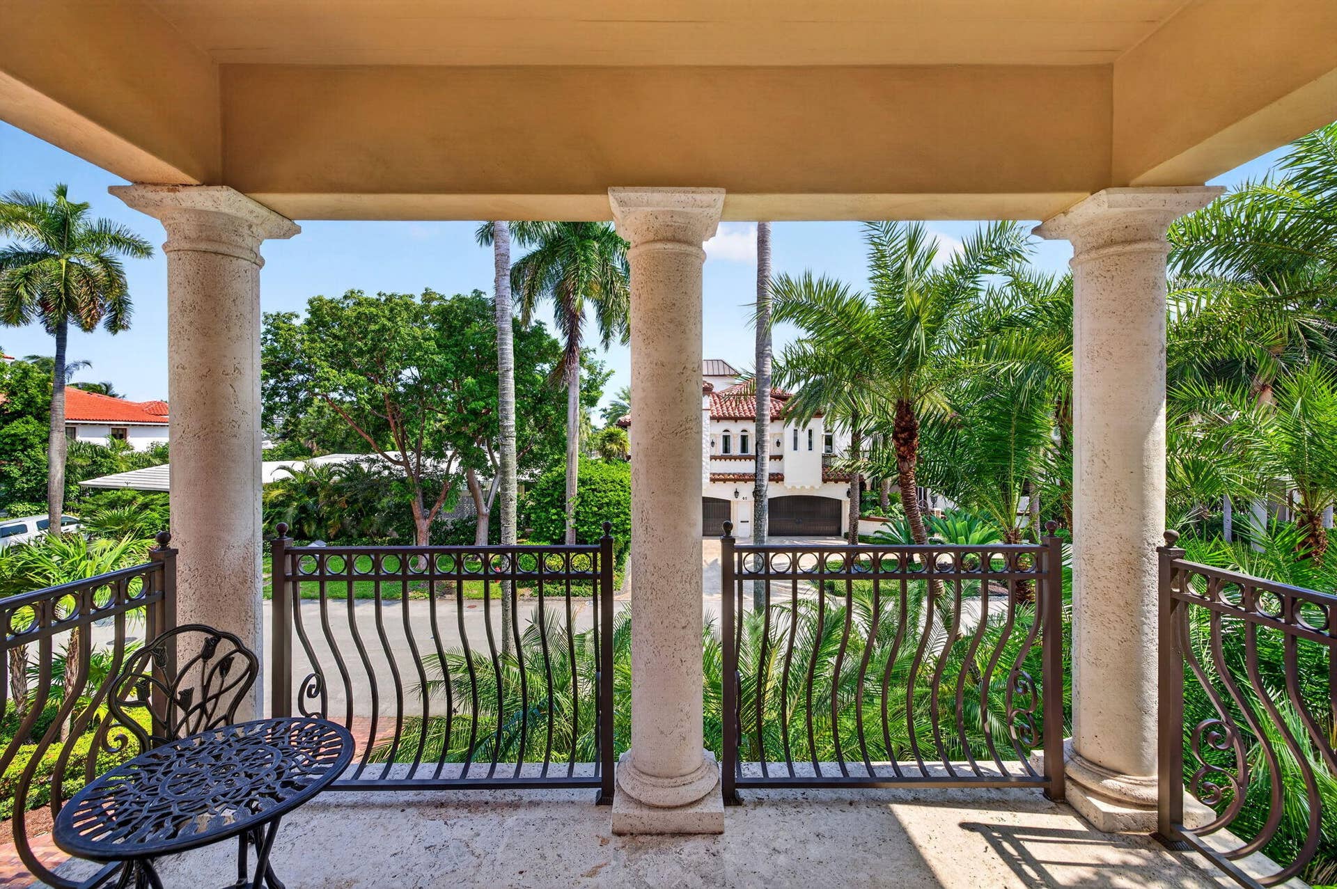 67 ROYAL PALM Drive, Fort Lauderdale, FL 33301 106_Front_Balcony