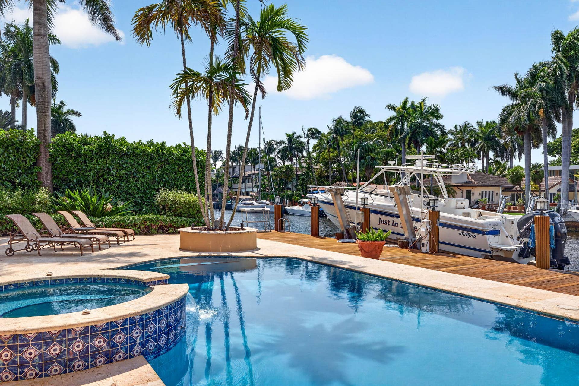 67 ROYAL PALM Drive, Fort Lauderdale, FL 33301 142_Pool_and_Spa