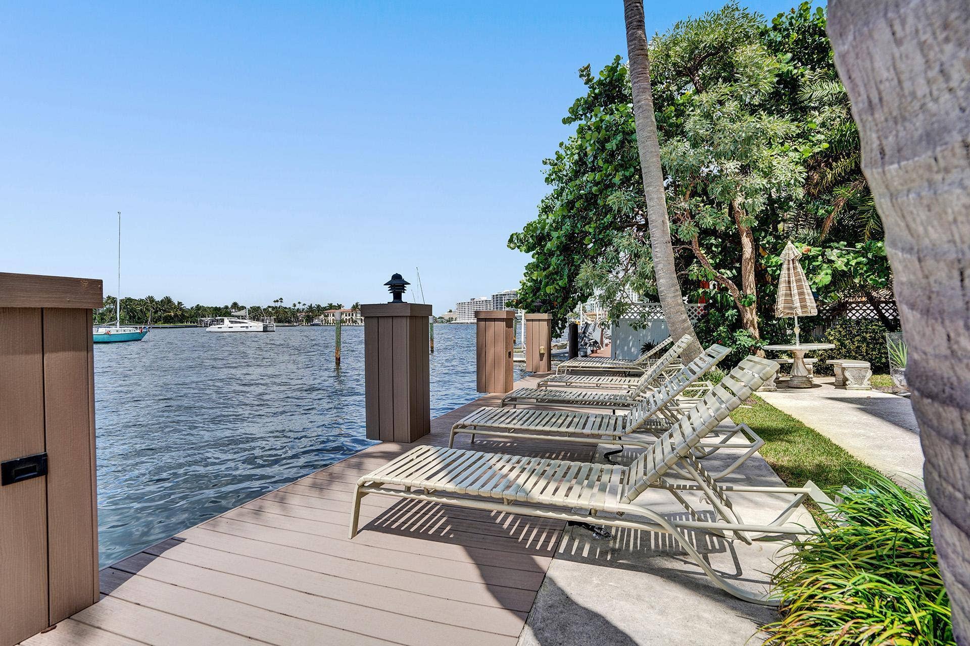 101 N Birch Road, #102, Fort Lauderdale, FL 33304 DSC02098
