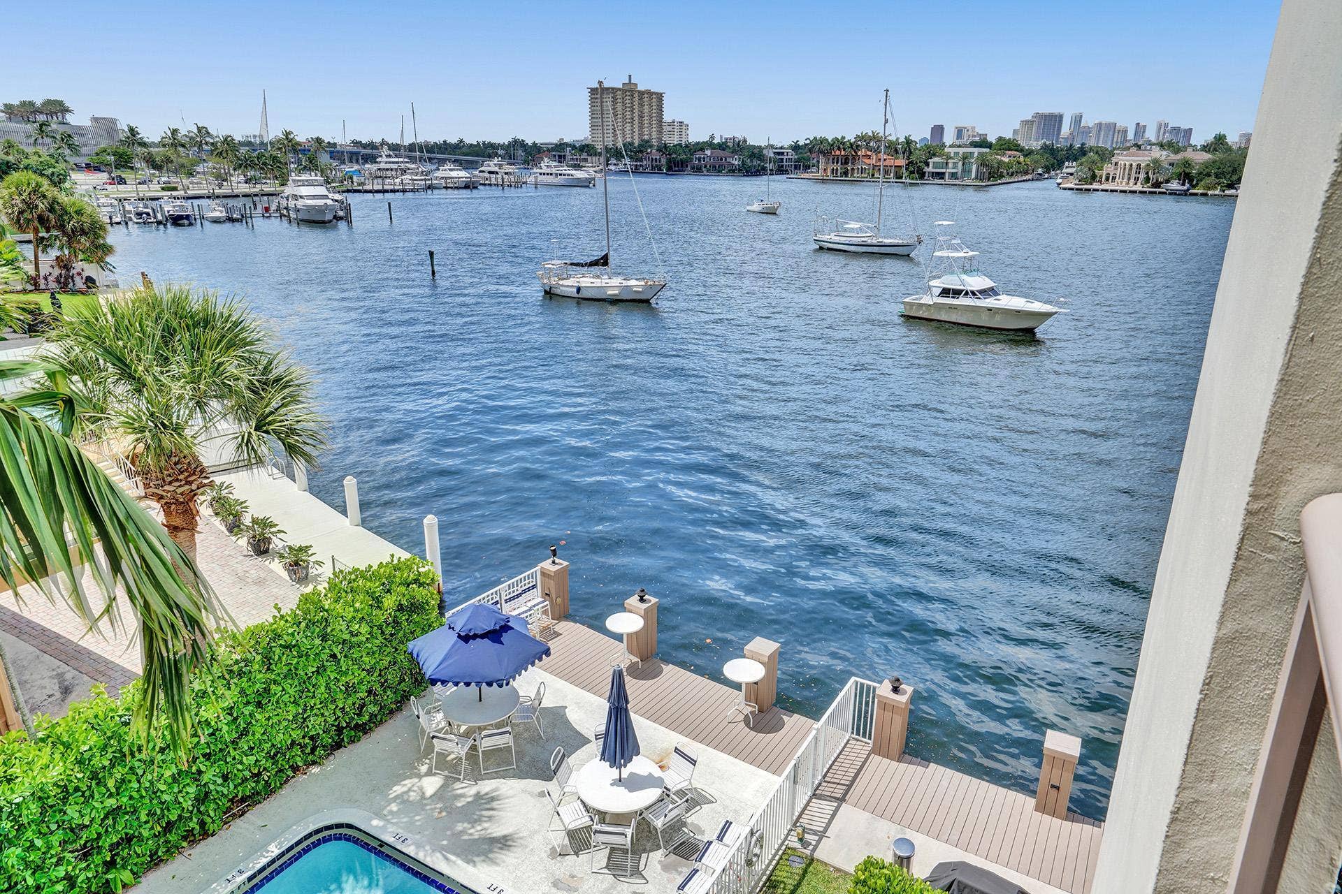 101 N Birch Road, #102, Fort Lauderdale, FL 33304 DSC02152
