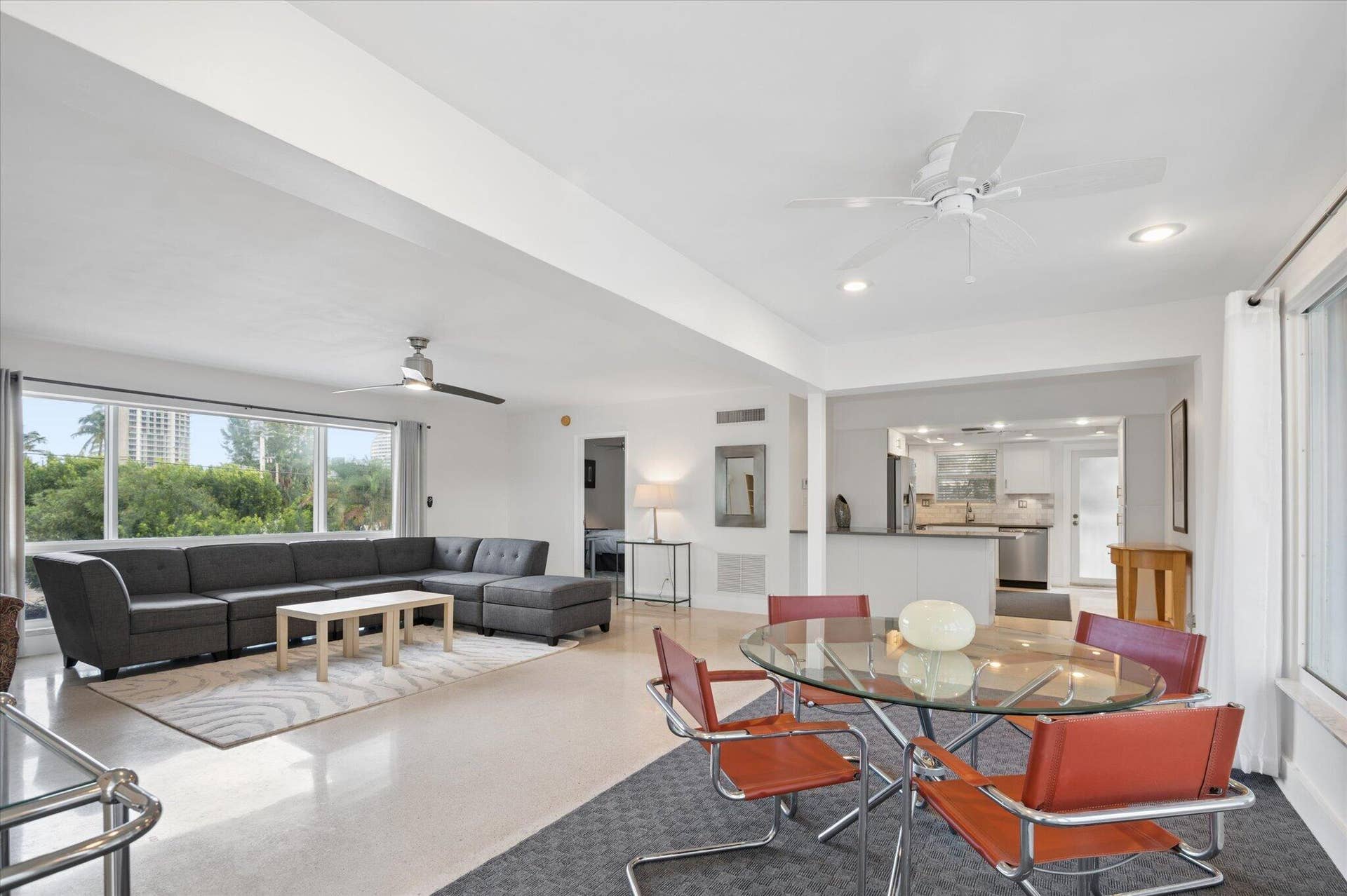 609 BAYSHORE Drive, #6, Fort Lauderdale, FL 33304 01-Carbonara-609 Bayshore Dr #6-1