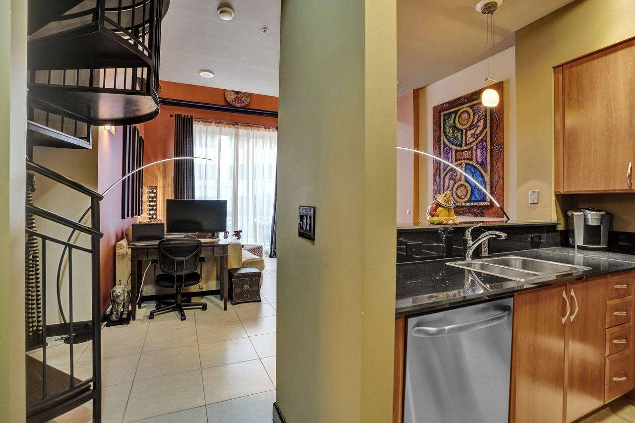 801 S Olive Avenue, #225, West Palm Beach, FL 33401 DSC06299