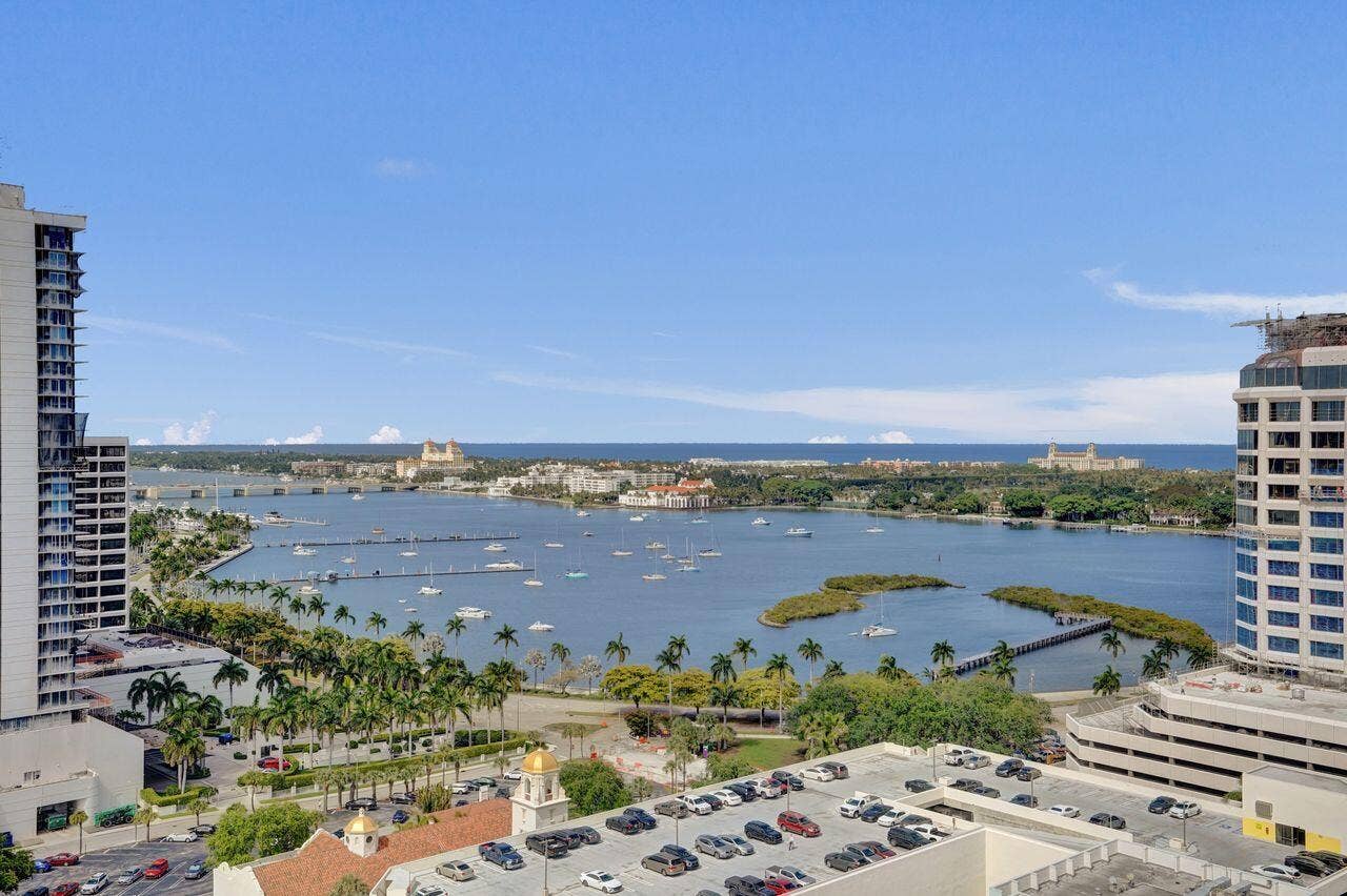 801 S Olive Avenue, #225, West Palm Beach, FL 33401 DSC06515