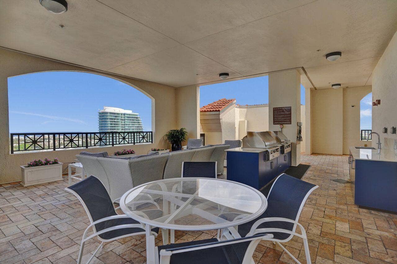 801 S Olive Avenue, #225, West Palm Beach, FL 33401 DSC06524