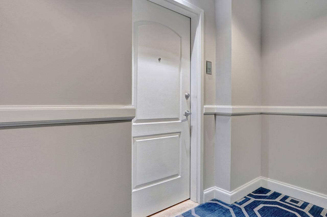 801 S Olive Avenue, #225, West Palm Beach, FL 33401 DSC06470