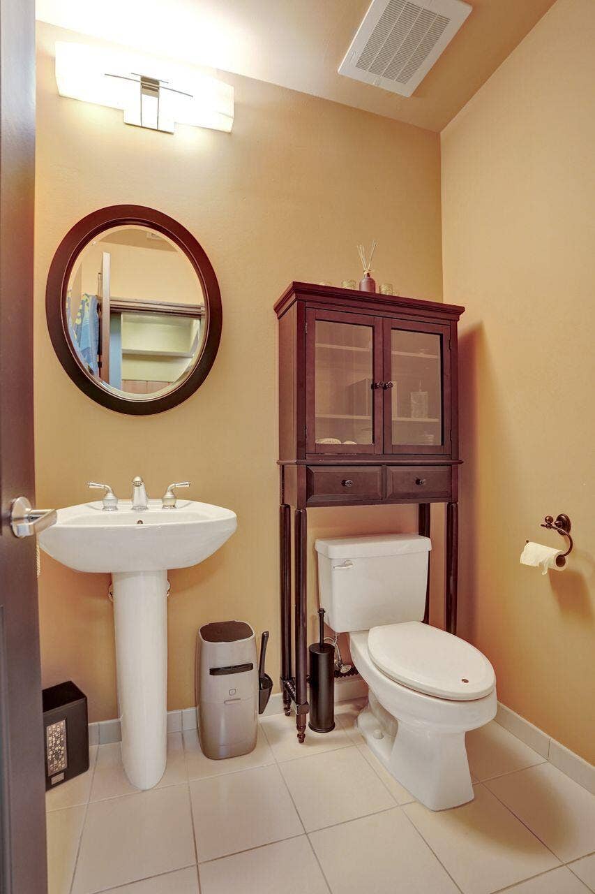 801 S Olive Avenue, #225, West Palm Beach, FL 33401 DSC06434
