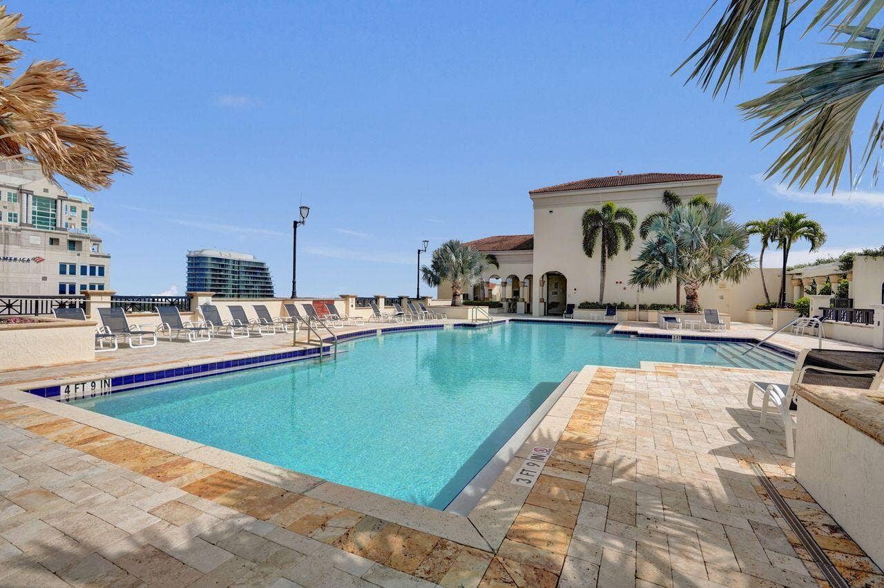 801 S Olive Avenue, #225, West Palm Beach, FL 33401 DSC06503
