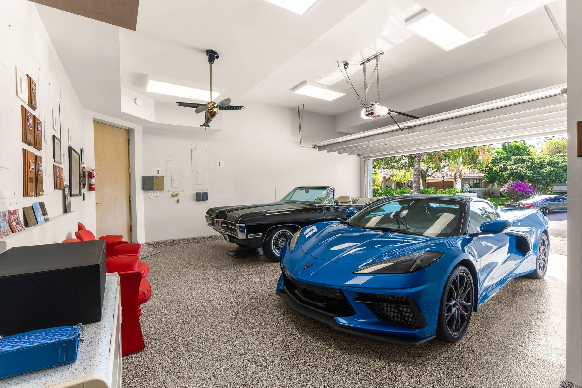 1800 EAGLE TRACE Boulevard, Coral Springs, FL 33071 8 Car Garage
