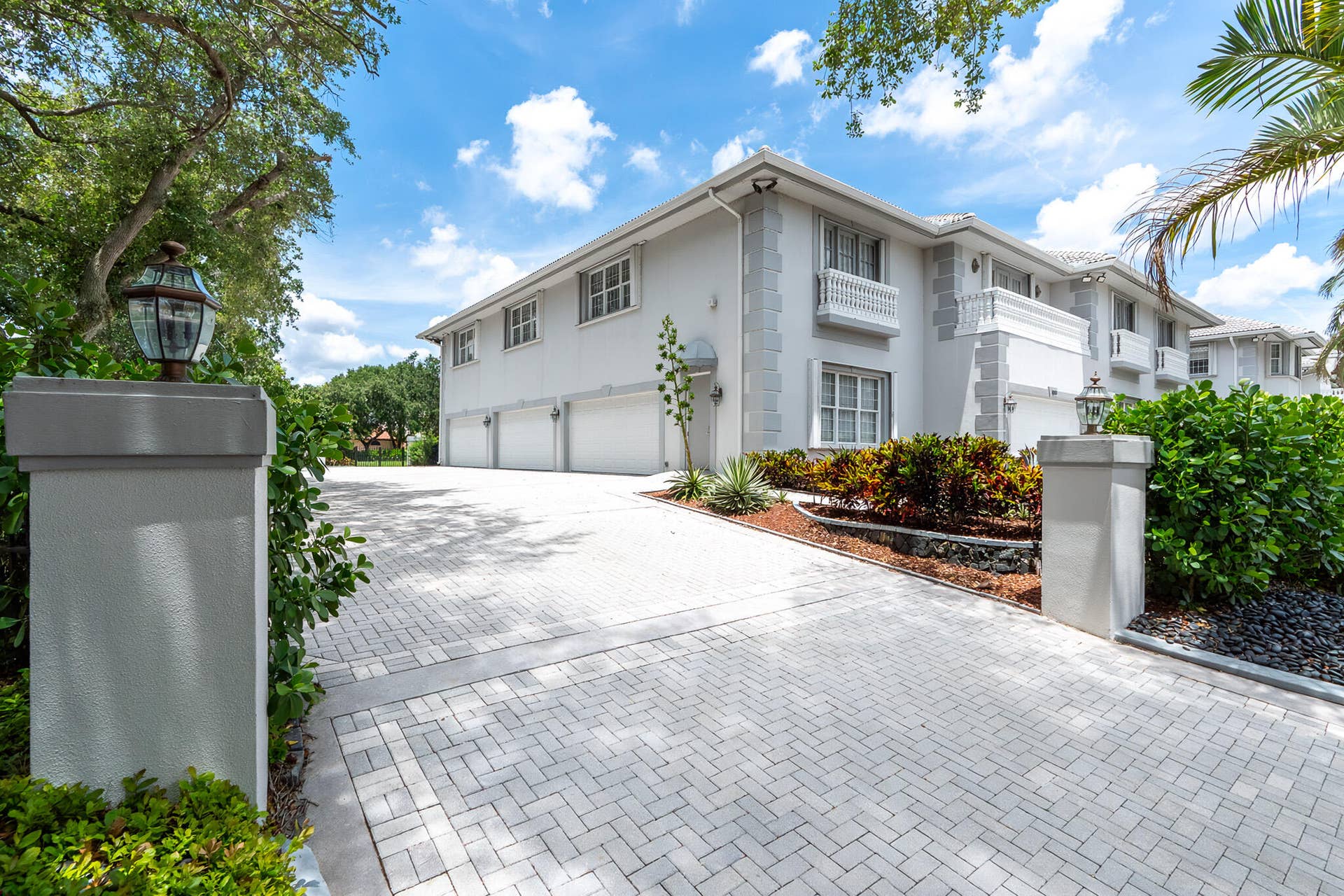 1800 EAGLE TRACE Boulevard, Coral Springs, FL 33071 DSC06392-Edit