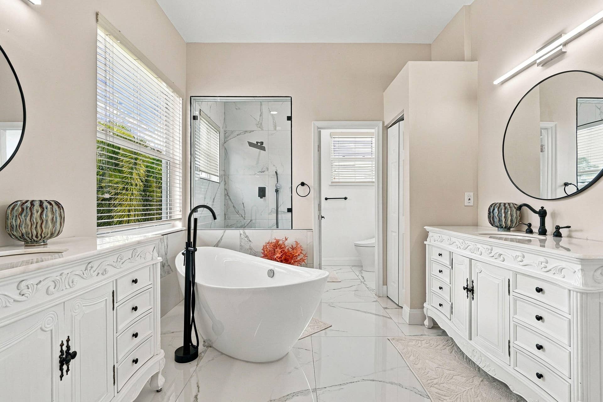 25_primary bathroom