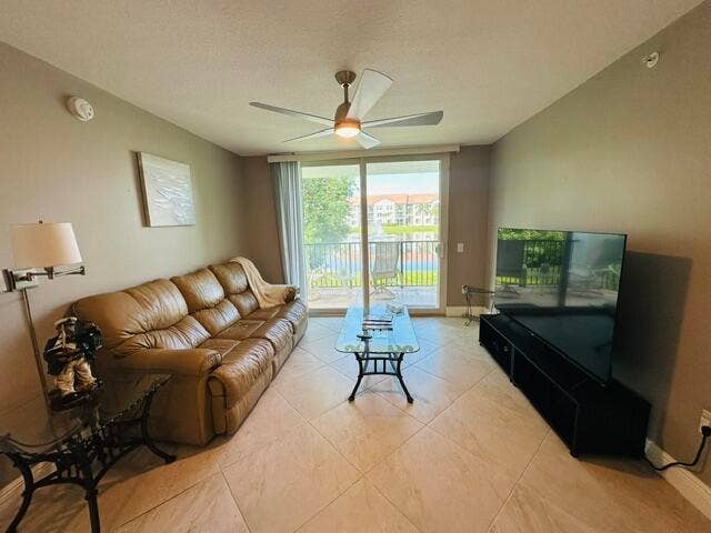Property photo for 902 Villa Circle, Boynton Beach, FL