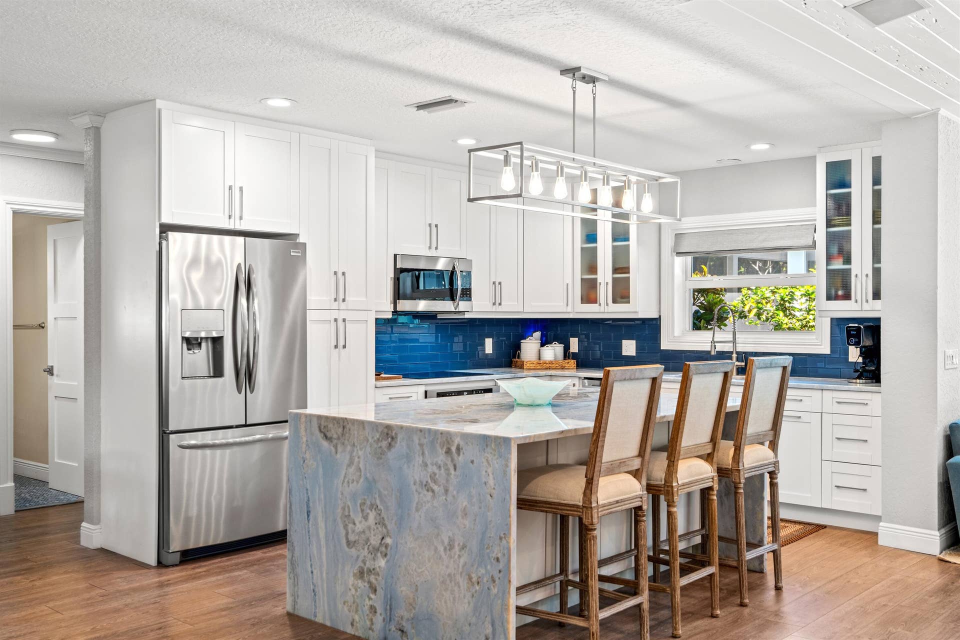 KITCHEN_ANGLE_LEFT