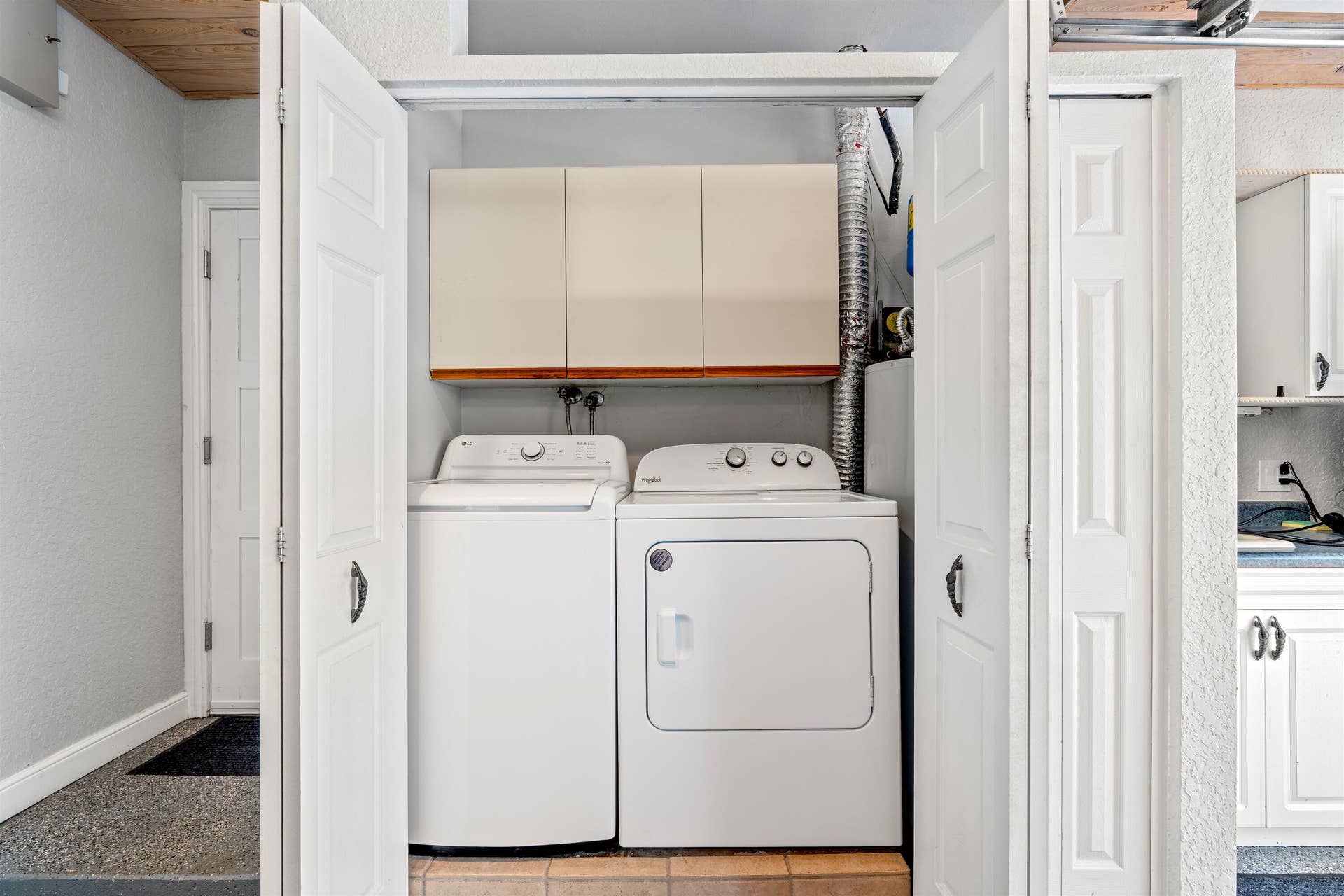 LAUNDRY_STRAIGHT