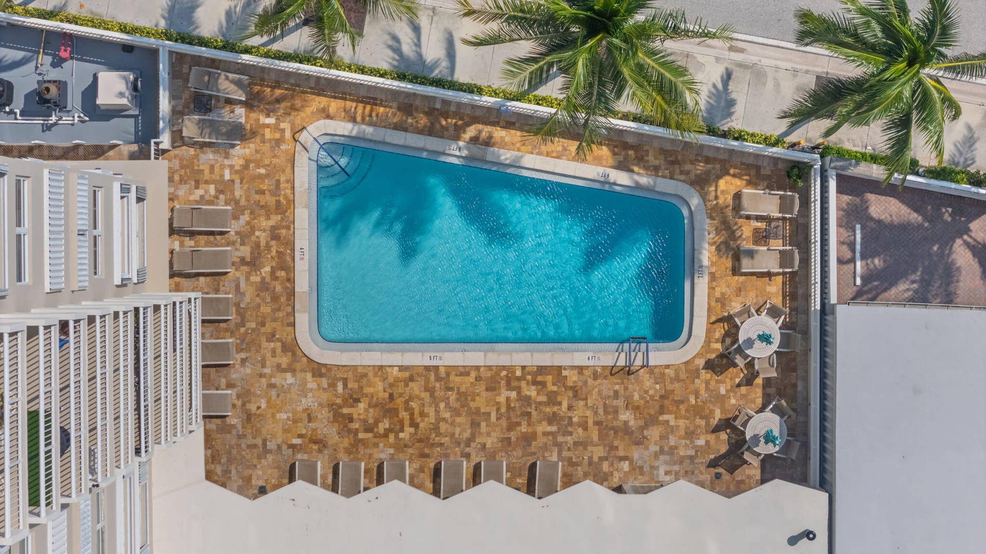 133 N POMPANO BEACH Boulevard, #PH-11, Pompano Beach, FL 33062 Pool