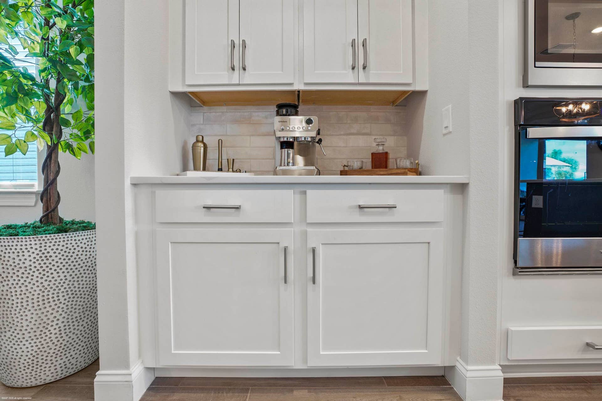 Beverage bar with built-in cabinetry