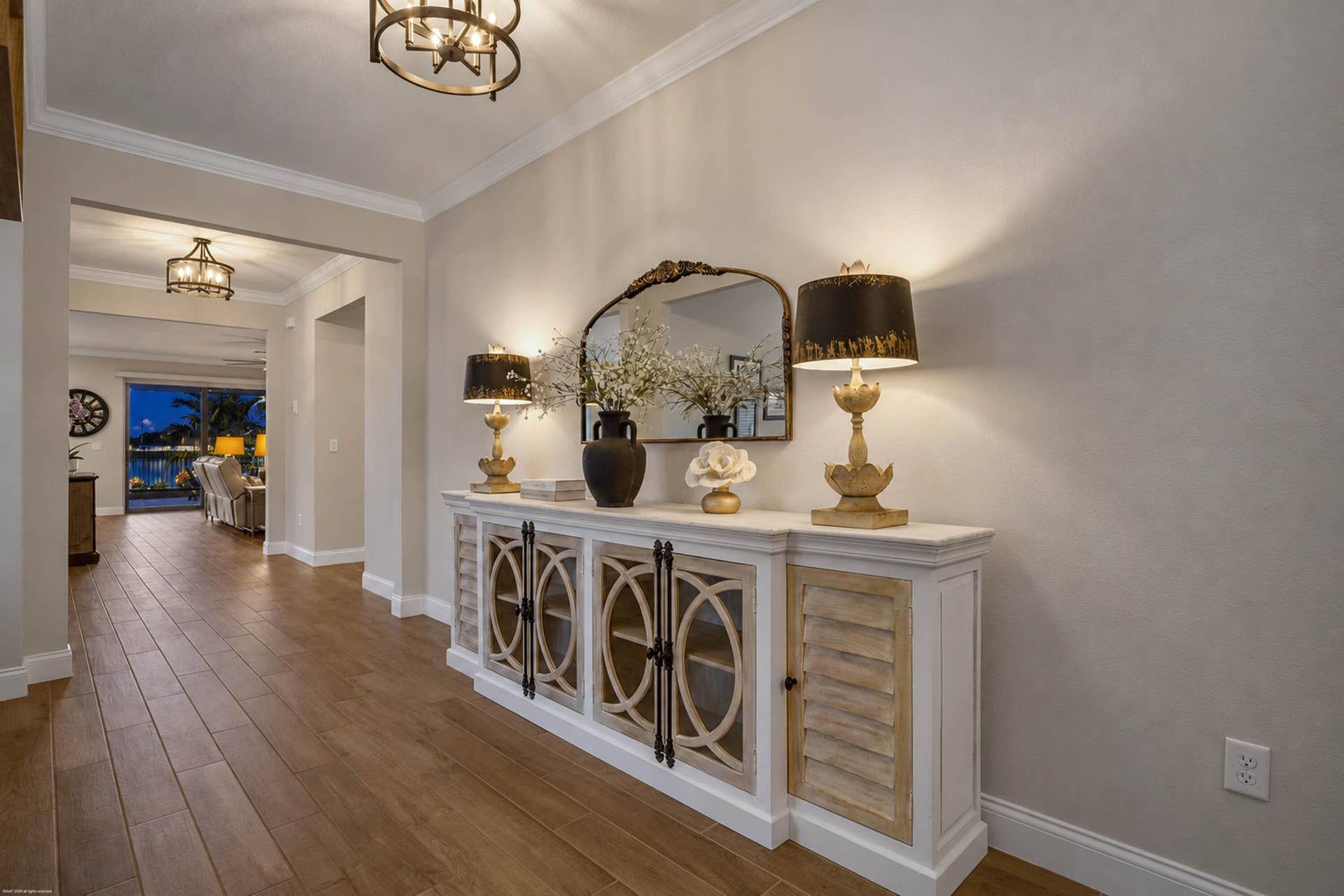 Gallery with built-in display cabinets